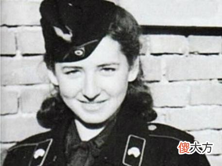 【爱历史】纳粹统治下的珍贵镜头:少女被当“造人”工具,最美女看守是魔头