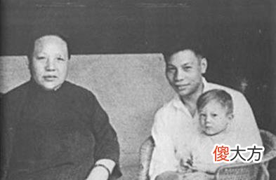 【爱历史】1997年宋美龄度过百岁华诞，第二天的噩耗让她深感蒋家后继无人