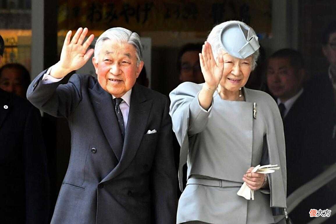 【爱历史】为了能让真子公主体面的活下去，美智子皇后偷偷的给孙女塞钱