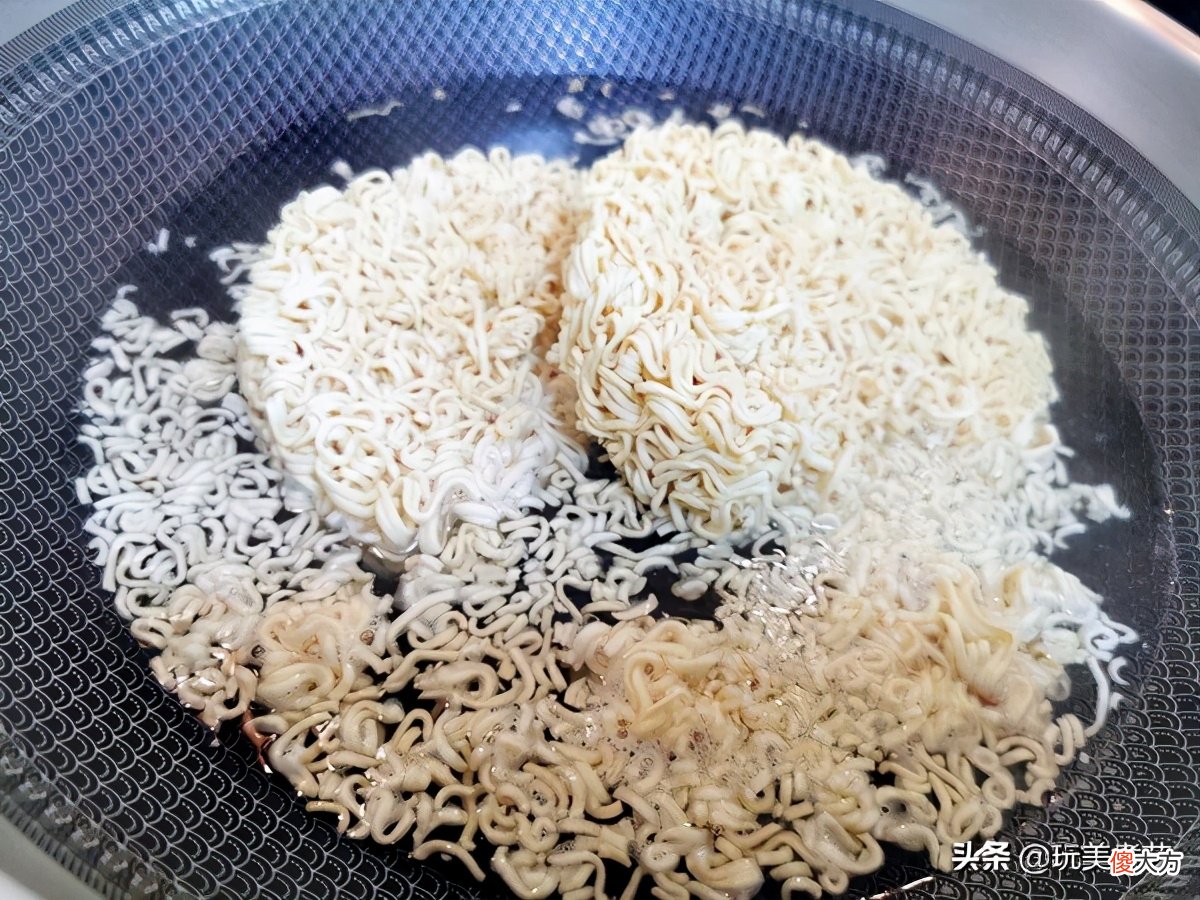泡面能不能吃 孕妇泡面能不能吃