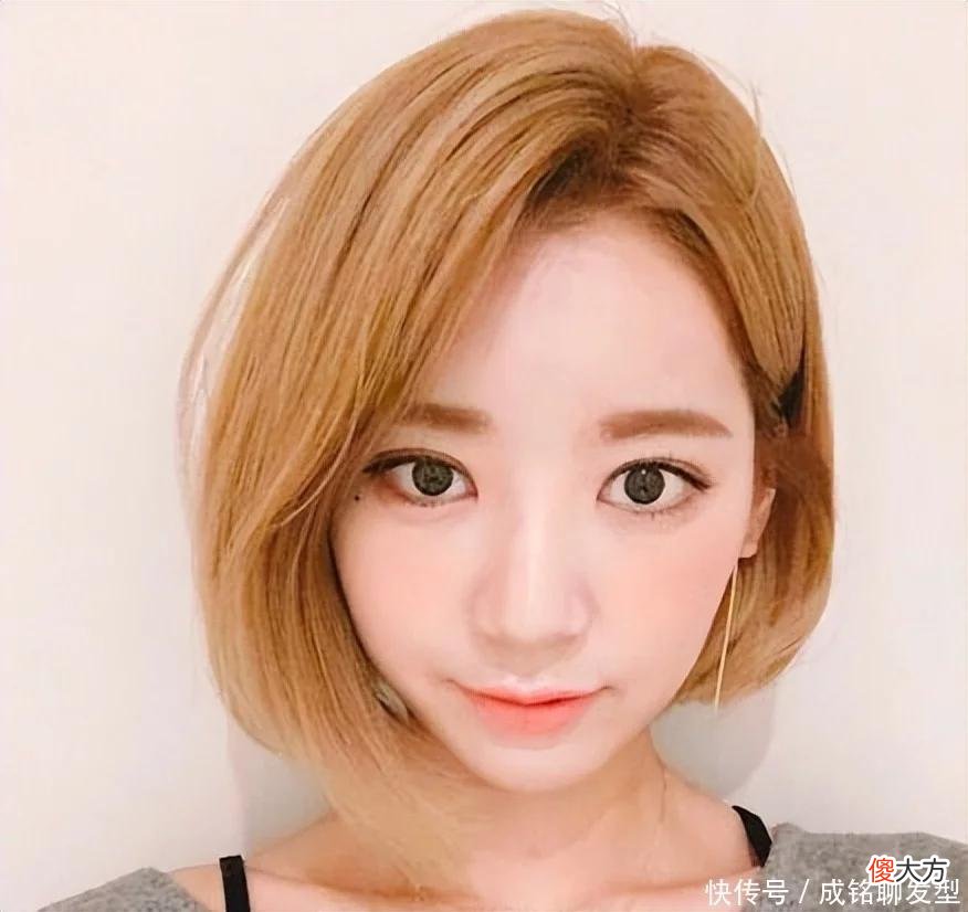 【时尚一点】不留刘海也好看的3种女生发型，时尚减龄又显脸小，简约又显气质