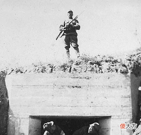 【爱历史】日本网友发现父亲拍摄的侵华老照片，毅然决定揭开父亲的黑历史！