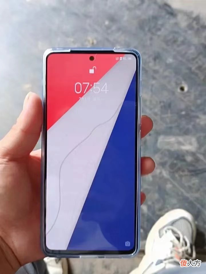 感觉手机充电太慢 手机充电太慢为什么