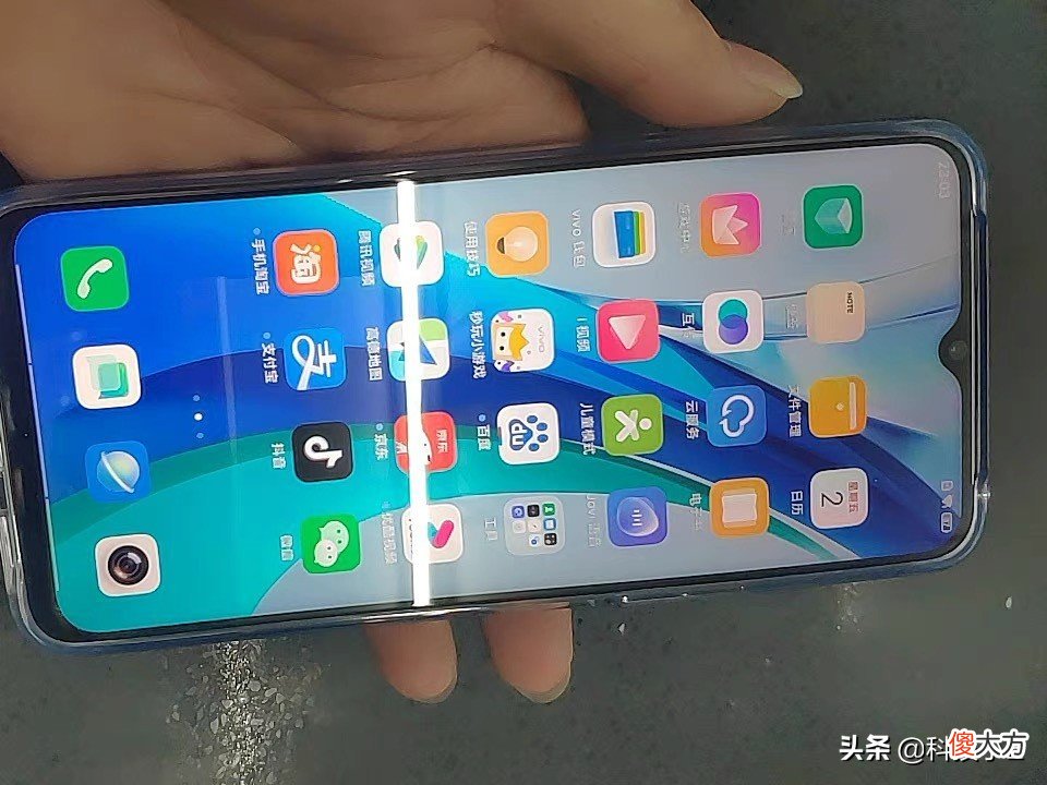 四款高性价比千元机推荐 最值得购买的千元机推荐