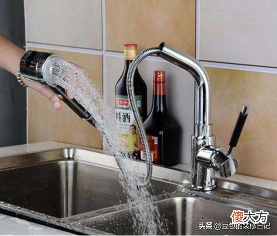 厨卫装修选择抽拉式水龙头真的好用吗 厨房用抽拉式水龙头好吗