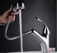 厨卫装修选择抽拉式水龙头真的好用吗 厨房用抽拉式水龙头好吗