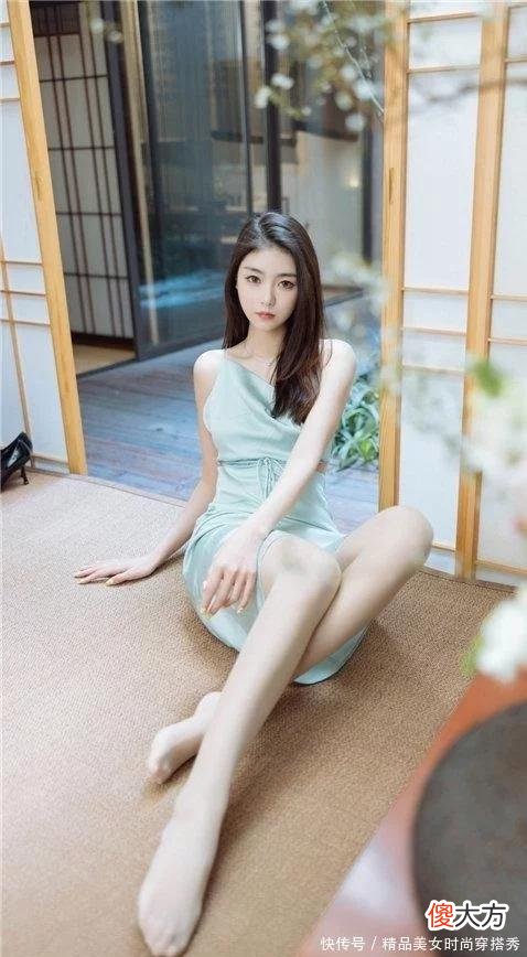 【时尚一点】五月——春未尽，夏初临，吊带裙简约百搭，走在街上回头率满满