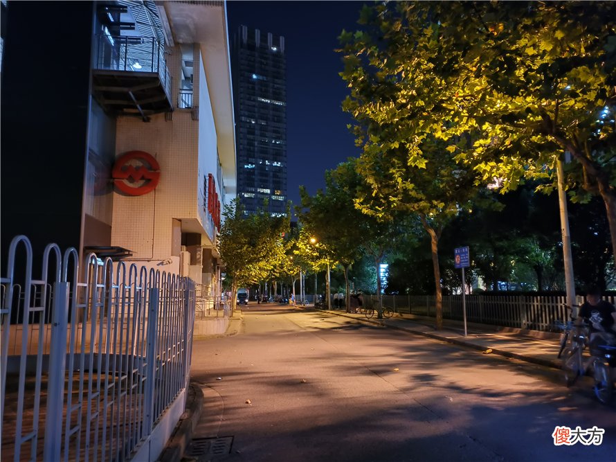 打游戏的一把好手 拿手好戏打游戏