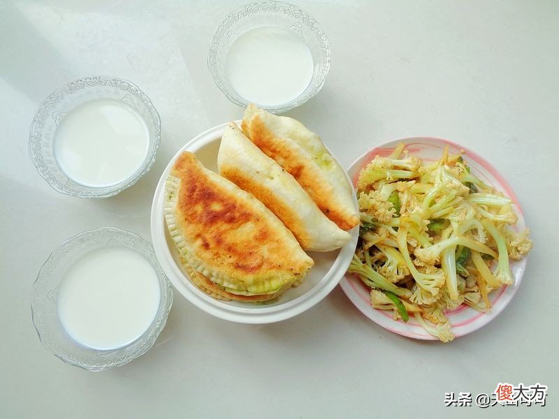 15天早餐来了 月经早来15天