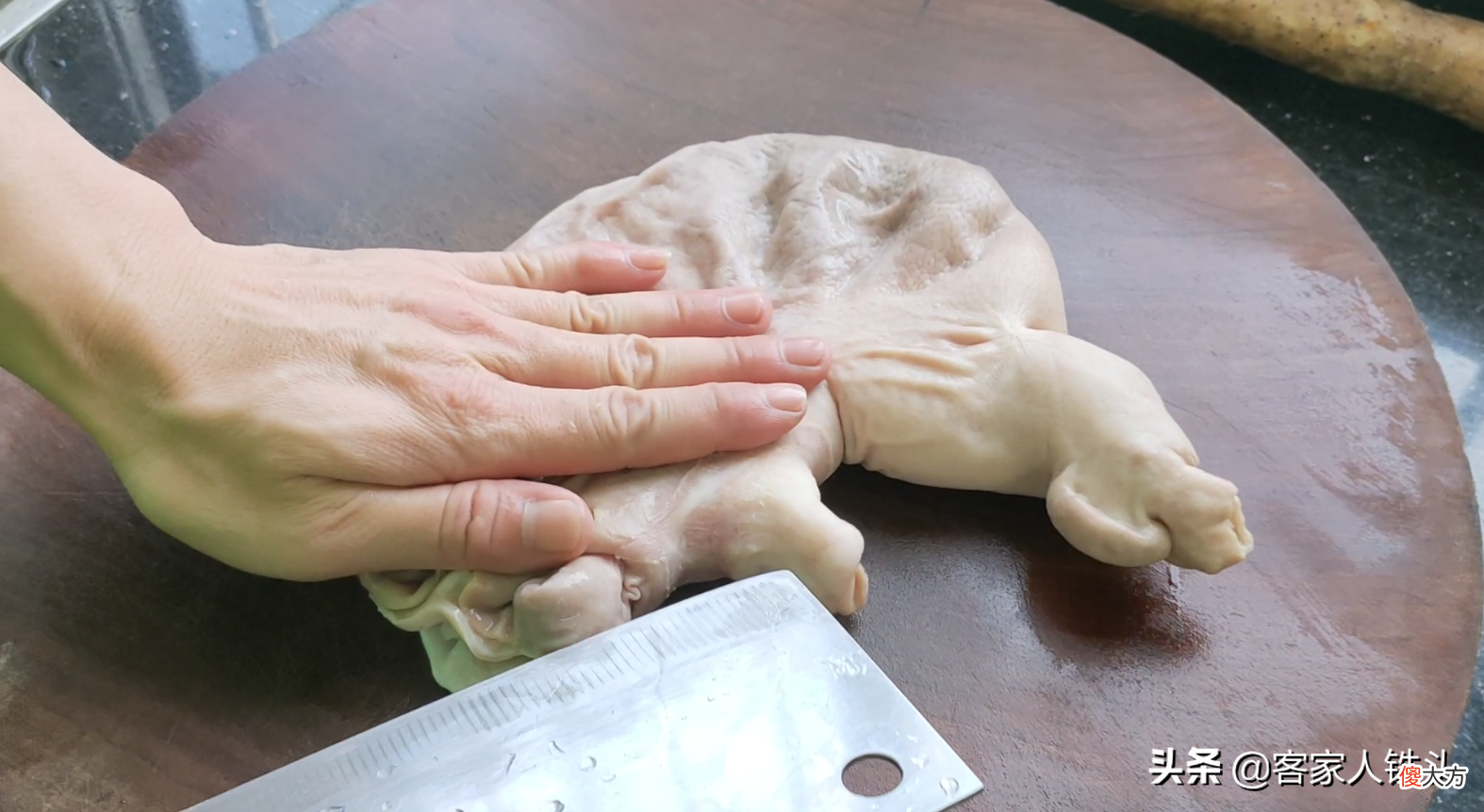 广东猪肚汤好喝有诀窍 猪肚怎么做汤好喝