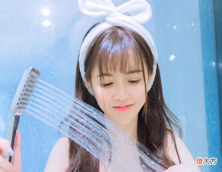 和喜欢的女生好久没有聊天了 和喜欢的女孩子几天没聊了