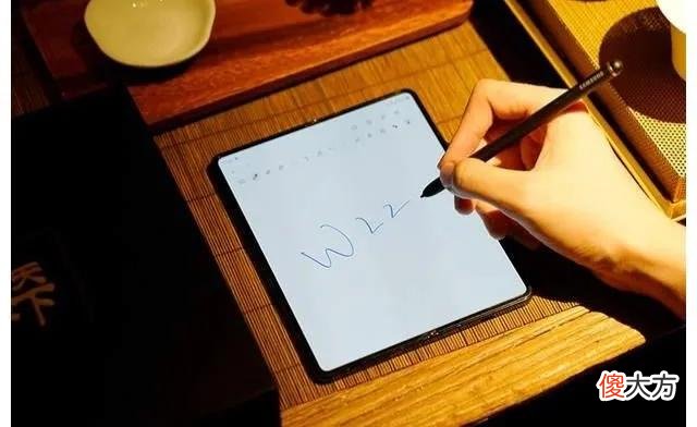 各品牌5000元以上的手机盘点 5000元的手机哪一款好