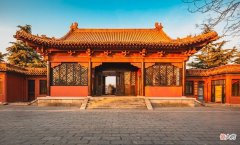 明朝为什么把首都从南京迁到北京，六朝古都的南京有什么不好吗