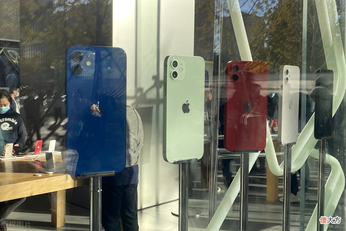 凭什么苹果靠iPhone赚这么多 苹果靠什么起家