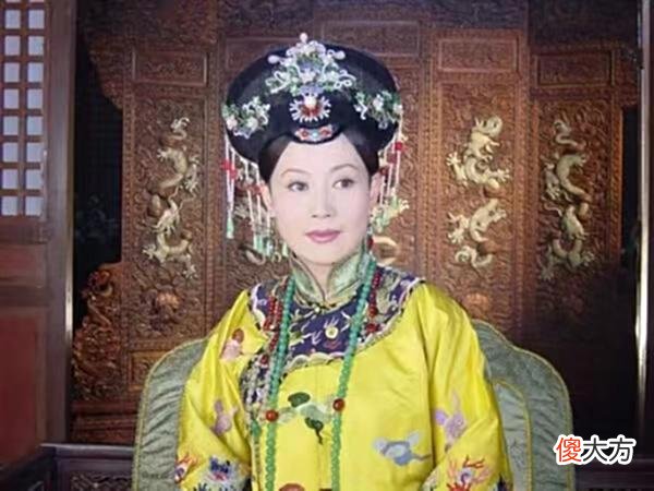 【历史故事】《孝庄秘史》：看到哲哲厌恶海兰珠，才懂玉儿嫁皇太极是被算计了