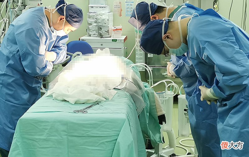 出生一个月的女婴去世 孩子出生一个月后去世