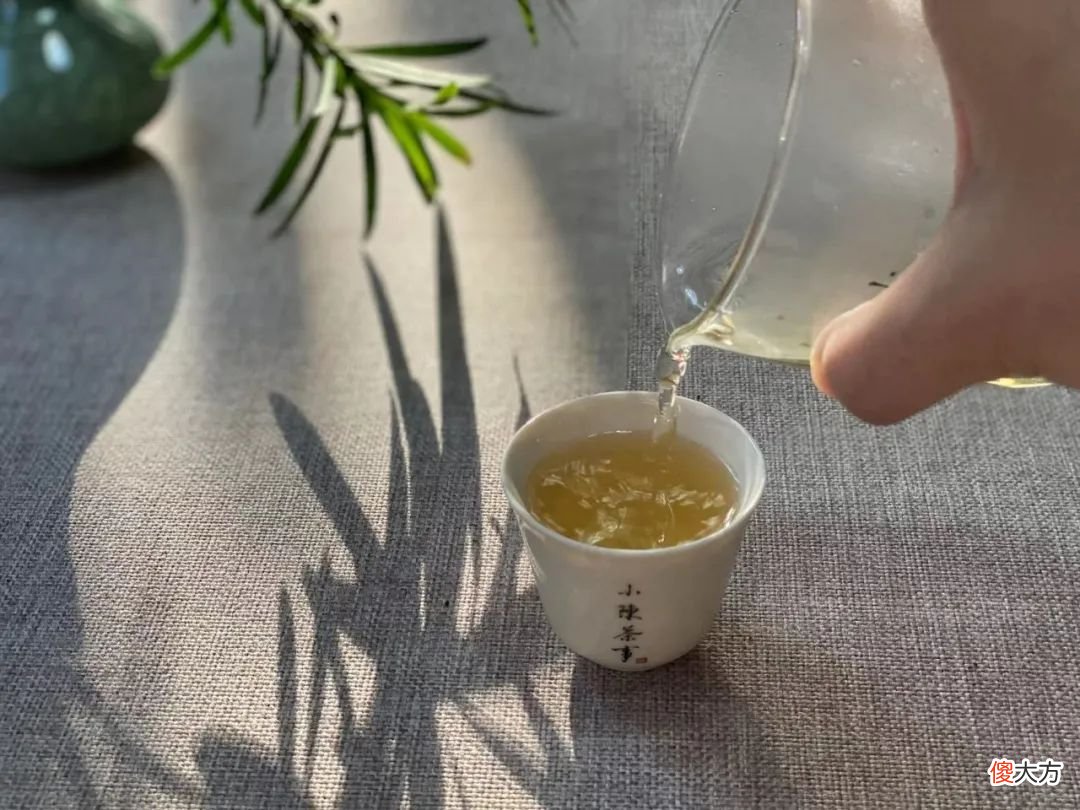 今年的秋白茶刚刚到手 秋天 白茶