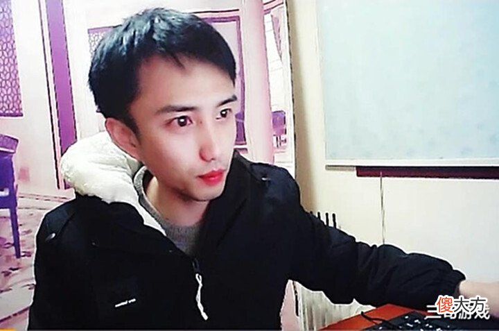 【游戏世界】奇葩! 游戏玩家女友被撬, 居然向主播求助? 耀扬仗义出手挑战德华