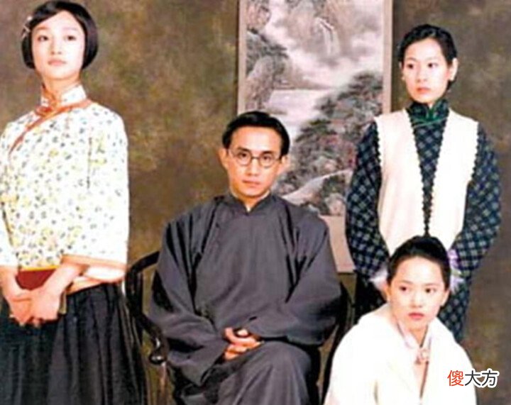 【历史故事】徐志摩可怜死状: 脑袋上有个大洞, 四肢被熊熊的烈火, 炙烤成焦炭