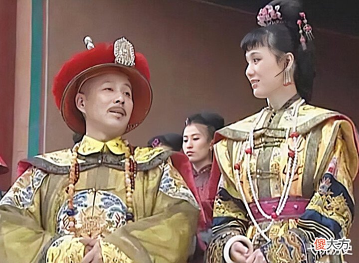【历史故事】康熙第一次见孙子乾隆, 为何惊得放下了酒杯, 他发现了什么
