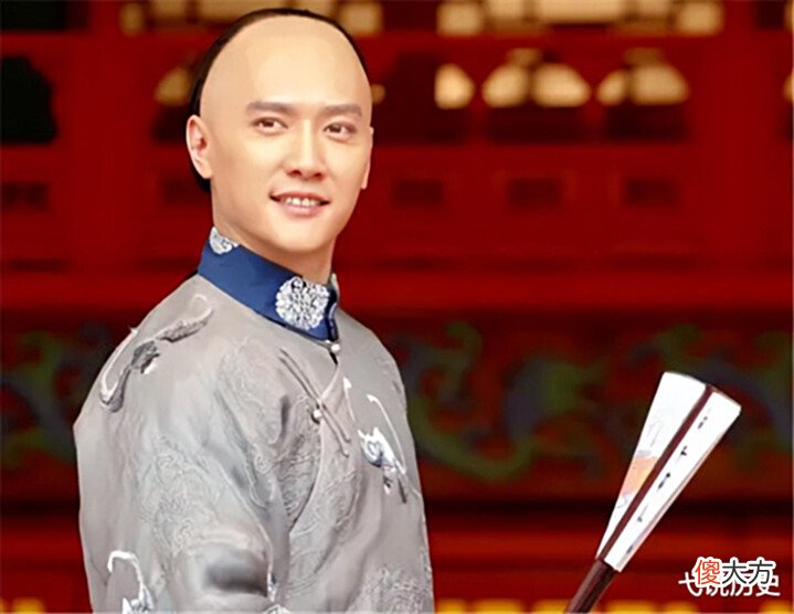 【历史故事】康熙第一次见孙子乾隆, 为何惊得放下了酒杯, 他发现了什么