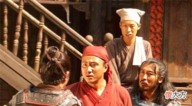 【爱历史】朱元璋去拜佛, 问方丈: 朕要跪下吗? 方丈答了8个字救了全寺的人