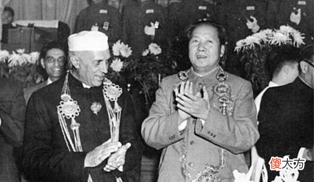 【历史故事】中印开战，美军上将劝蒋介石趁机反攻，老蒋的话让他坐立不安