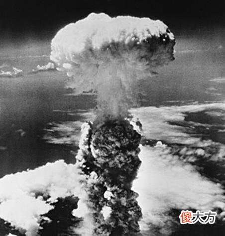 【爱历史】为何说原子弹下无冤魂老照片带你看看当时日本百姓都在干什么！