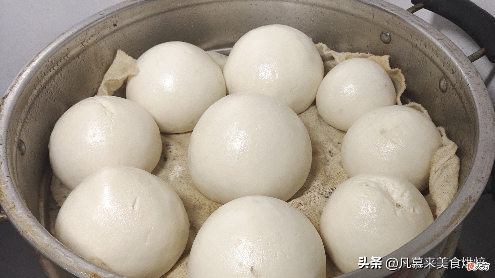 酵母和面是用冷水还是热水 酵母粉用冷水还是热水