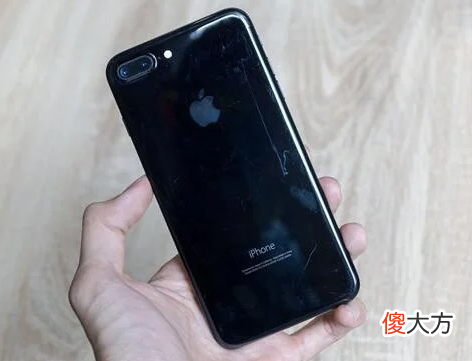 真有手机厂商掏出了防弹衣的核心材质 防弹手机壳