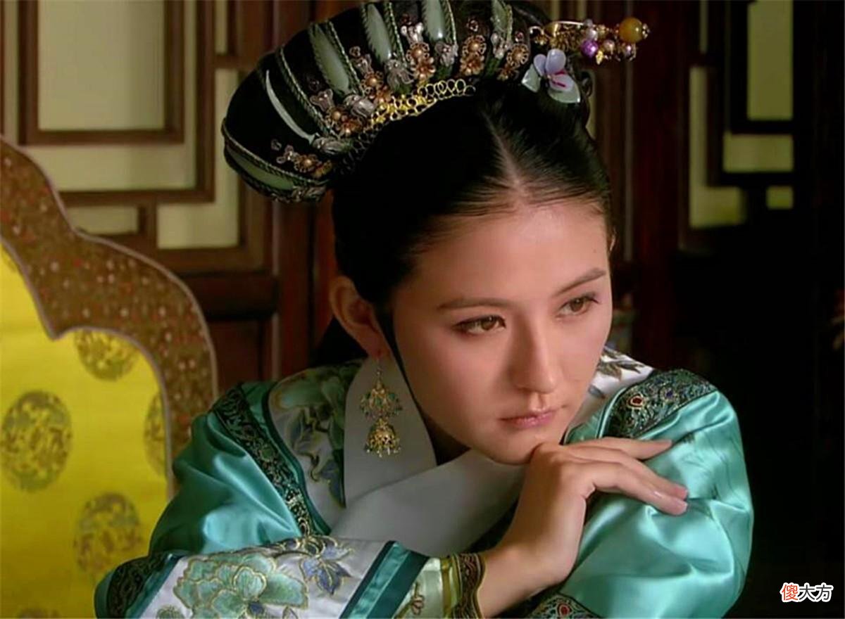 【历史故事】《甄嬛传》太后真的讨厌叶澜依吗？别被假象所迷惑了