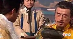 【爱历史】朱元璋宴请沈万三，指着猪蹄问是什么菜，沈万三3个字保住性命