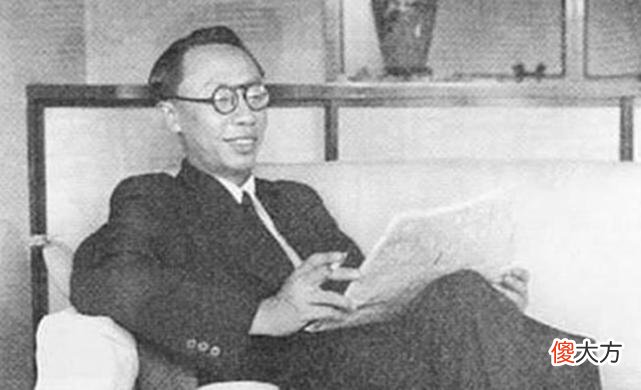 【历史故事】溥仪晚年买票游故宫，碰见一老头后脸色大变，老人：放心，不杀你