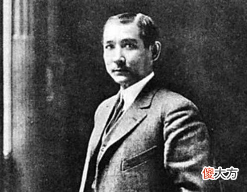 【爱历史】他是国民党二级上将，手下后来走出8位元帅，人生结局如何？