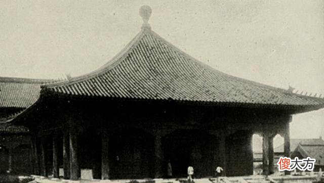 【历史故事】美国人拍摄的1901年故宫照片：图8为太和殿，图22为养心殿内景
