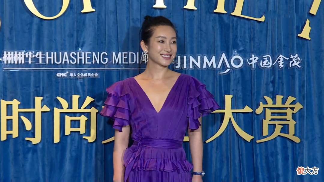 再看2021年红毯翻车的15位女星 2021女星走红毯