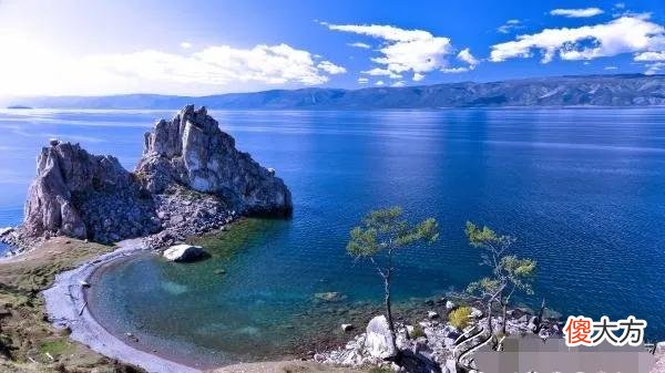 贝加尔湖是世界上最深 贝加尔湖是世界上最深和蓄水量