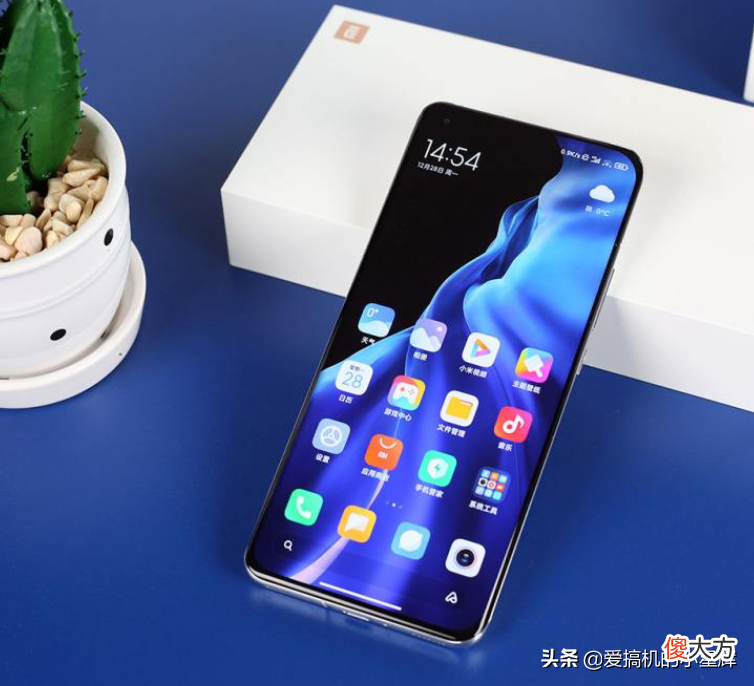 性能拍照都很给力 不要求拍照最强性能机