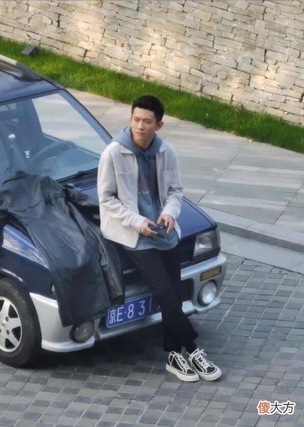 拍摄者手机损坏索要赔偿