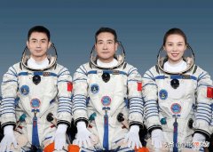 6个月不洗澡不洗衣服 六个月不洗澡