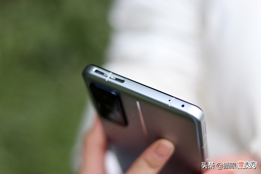 游戏手机只要堆硬件就可以了吗 游戏手机有必要吗