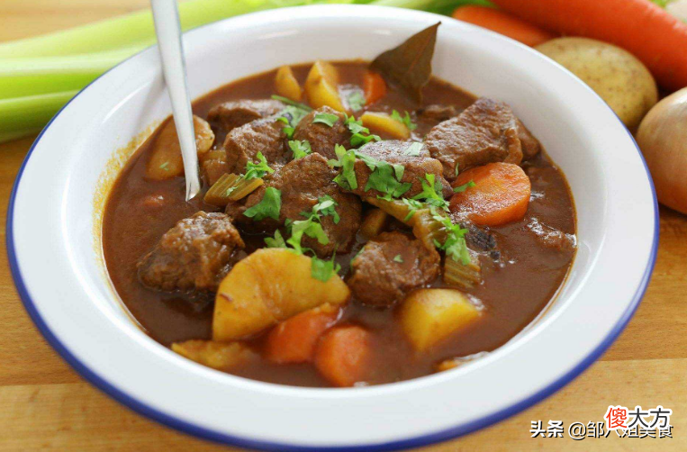 牛肉软烂好嚼味道香浓 牛肉软烂入味