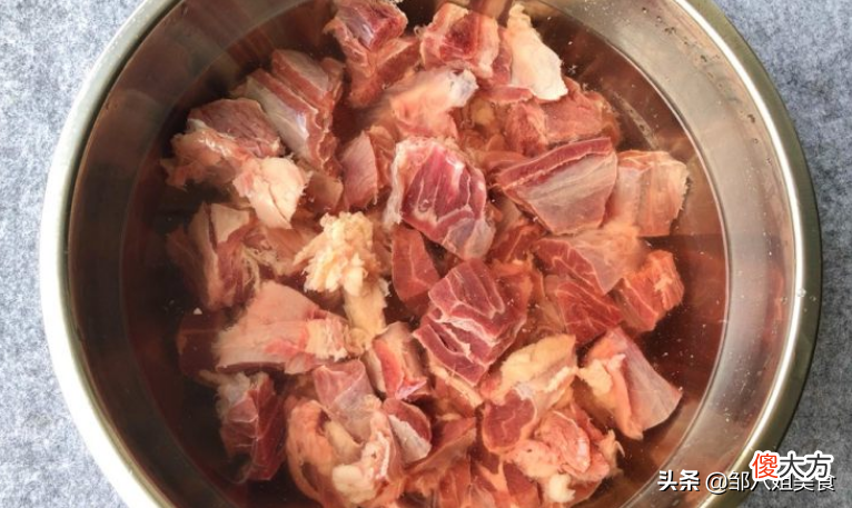 牛肉怎么炖才能软烂好吃 牛肉怎样炖才能软烂好吃