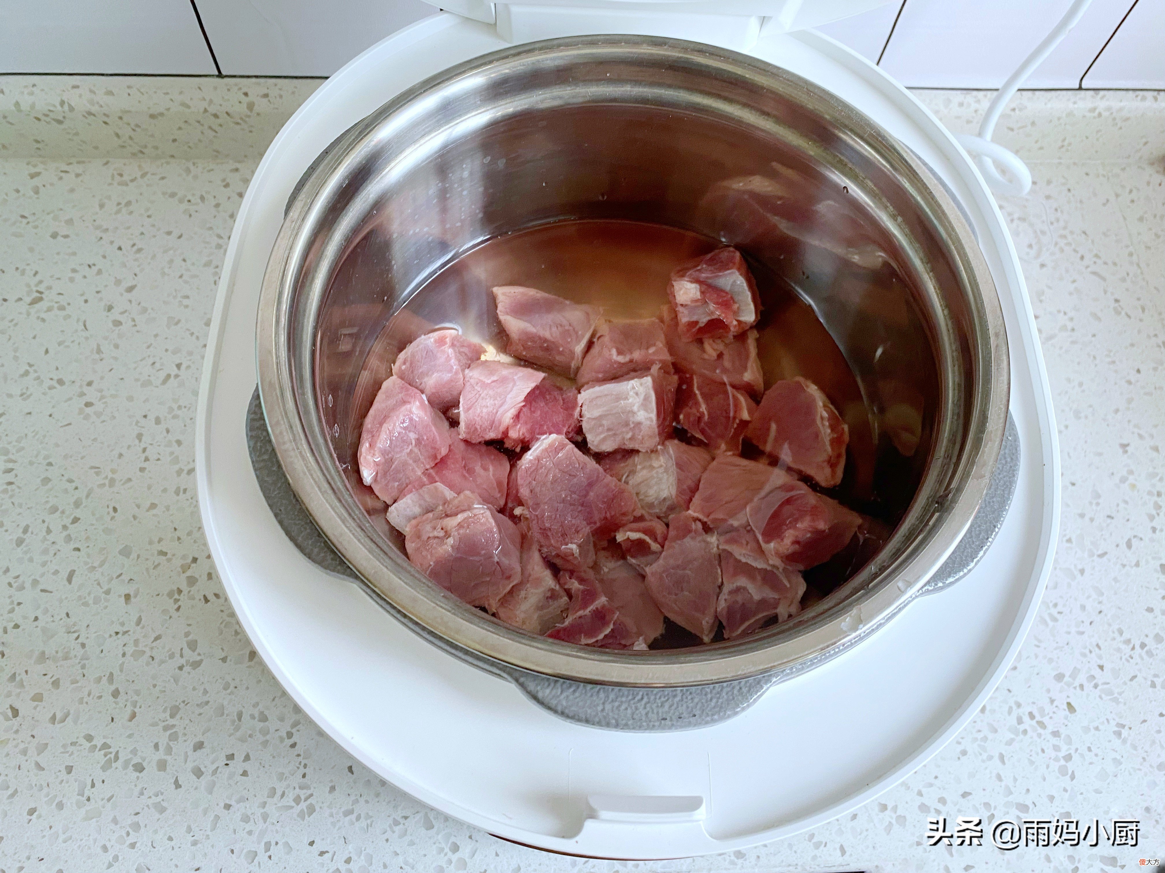 西红柿炖牛肉怎么做才能软烂又好吃 番茄炖牛肉怎么做才软烂好吃
