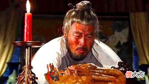 【历史故事】为何明朝的官员那么喜欢害皇帝？看老朱家干的这9件事，太恶毒了