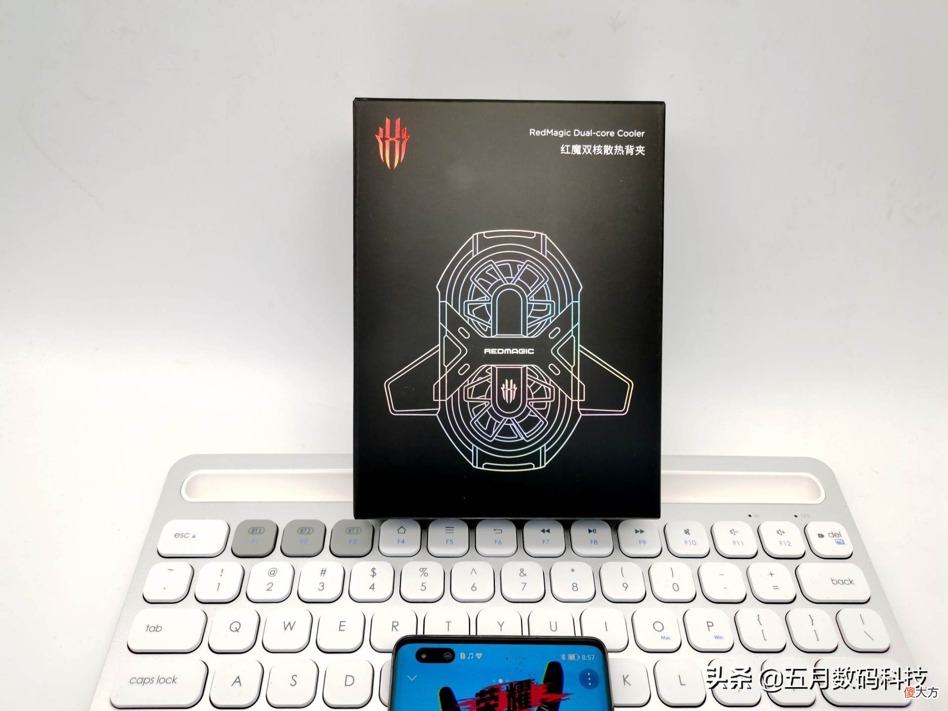 努比亚红魔散热背夹 努比亚红魔散热背夹价格知乎