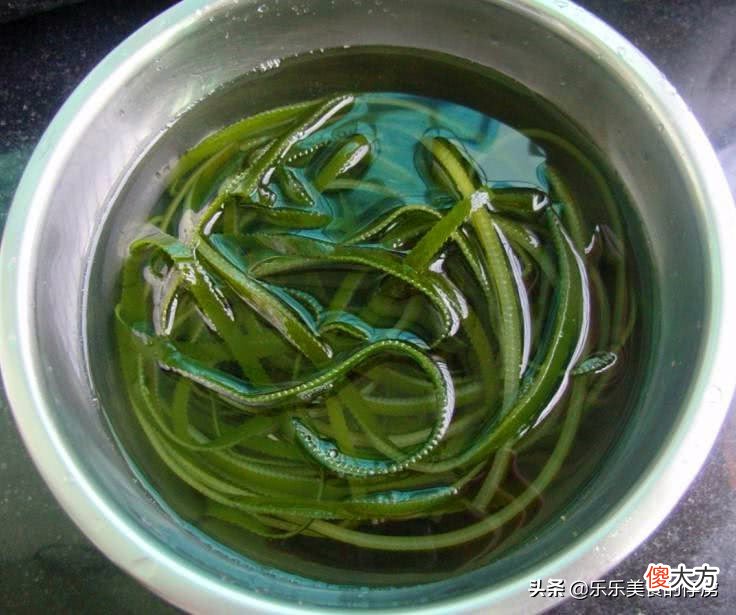色香味俱全的凉拌海带丝 凉拌海带丝的味道