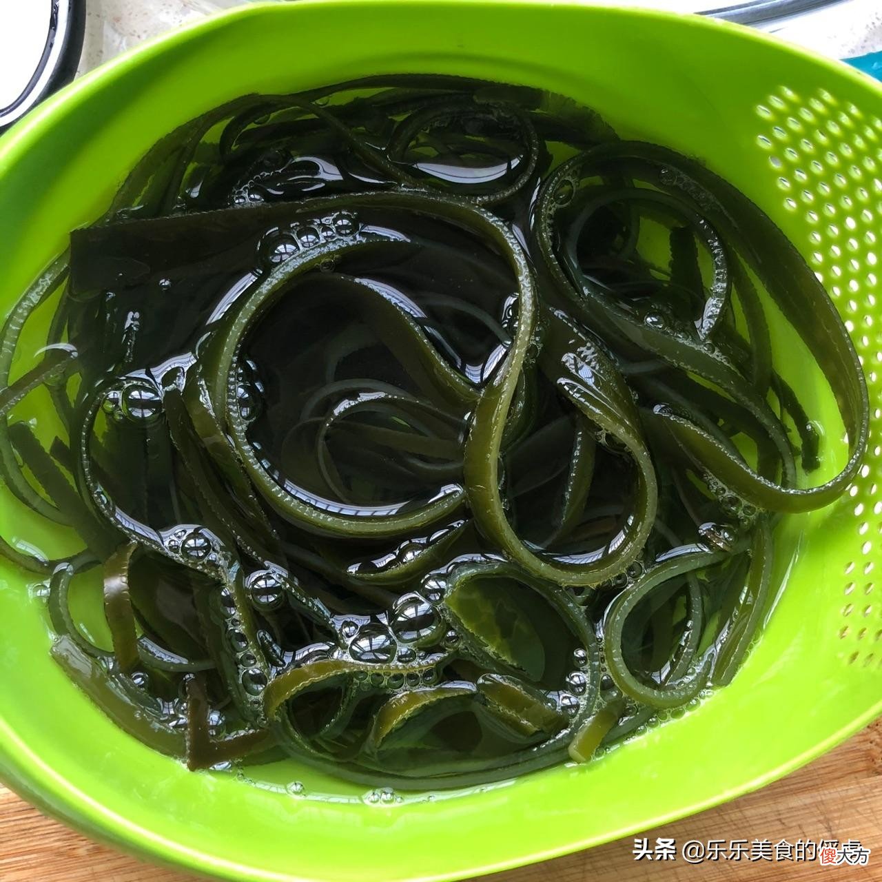 色香味俱全的凉拌海带丝 凉拌海带丝的味道