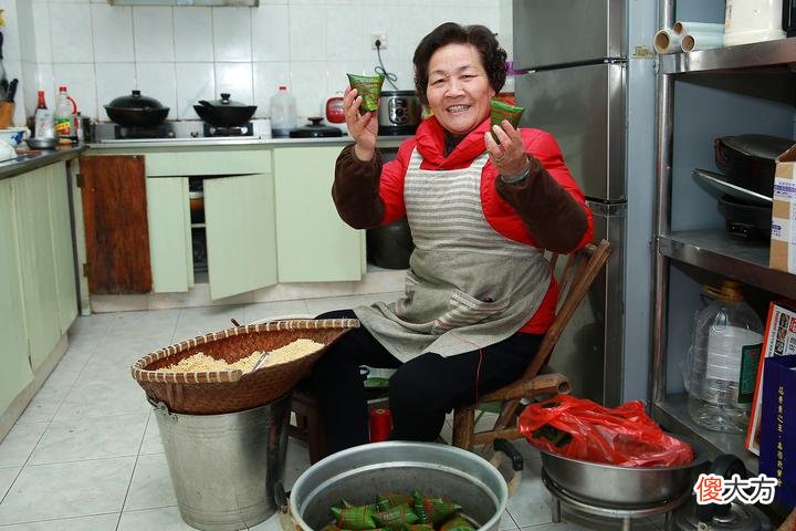 “孙子”和“外孙”的差别有多大？听听老人们的回答，扎心又真实