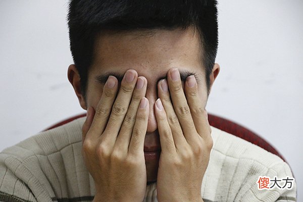 激光手术和戴隐形眼镜 激光近视手术和隐形眼镜